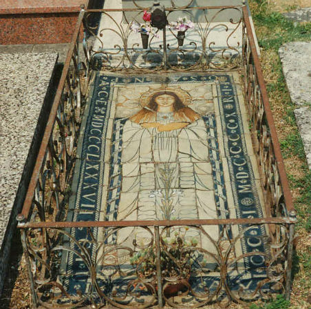 1910. Giulia, suicida a 20 anni in Mugello. La tomba restaurata