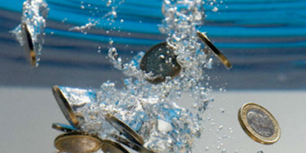 Regione e AIT favoriscono i gestori dell'acqua che inquinano e speculano