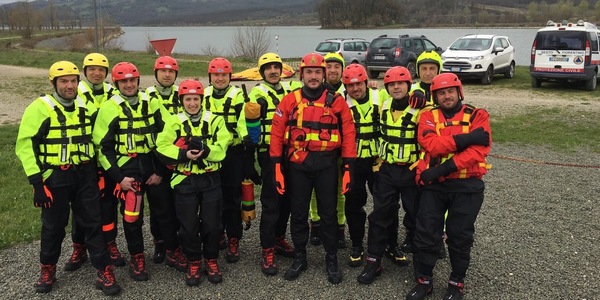 Soccorso in acqua. Prove a Bilancino, della Protezione Civile