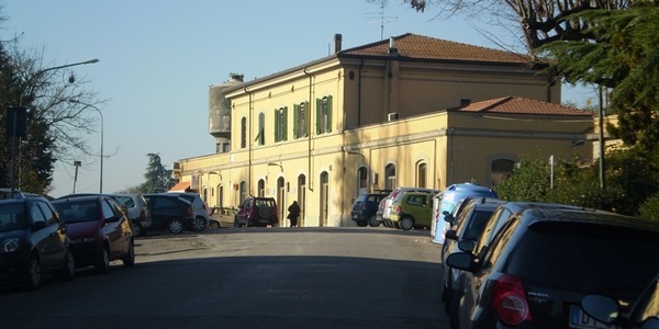 Odissea alla stazione di Borgo, per comprare l'abbonamento