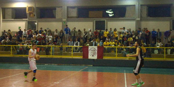 Tris di impegni per la Mugello 88/STM. Cronaca delle gare