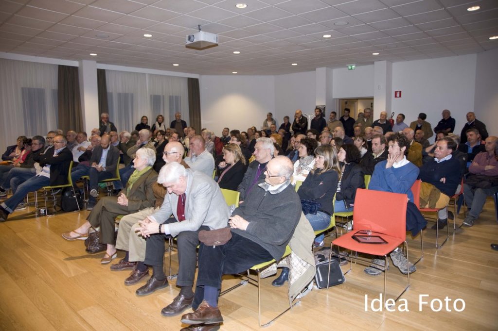 Cocchi, Luchi e Lotti, cronaca dell'incontro. Assenti PD e Amministrazione.