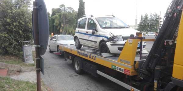 Tamponamenti e lunghe code. Giornata impegnativa in Autostrada.