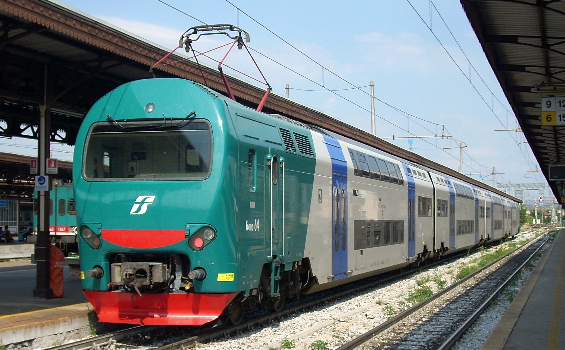 Disagi pendolari, Omoboni: situazione inaccettabile