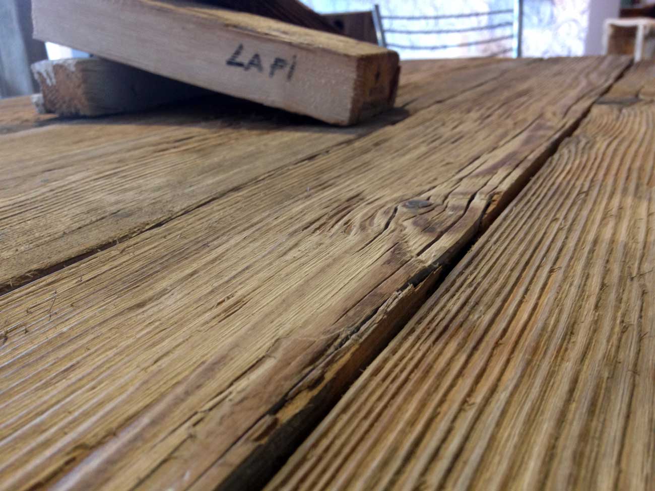 arredamento-lapi-legno