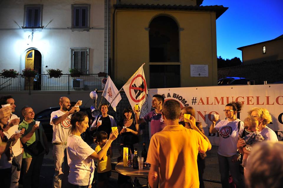 Biomasse, brindisi in piazza. E Il Dado chiama in causa Ignesti