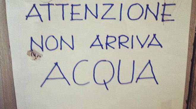 Acqua, quale futuro? Ecco gli ostacoli al ritorno al pubblico. Borchi: Ma cambiare si può