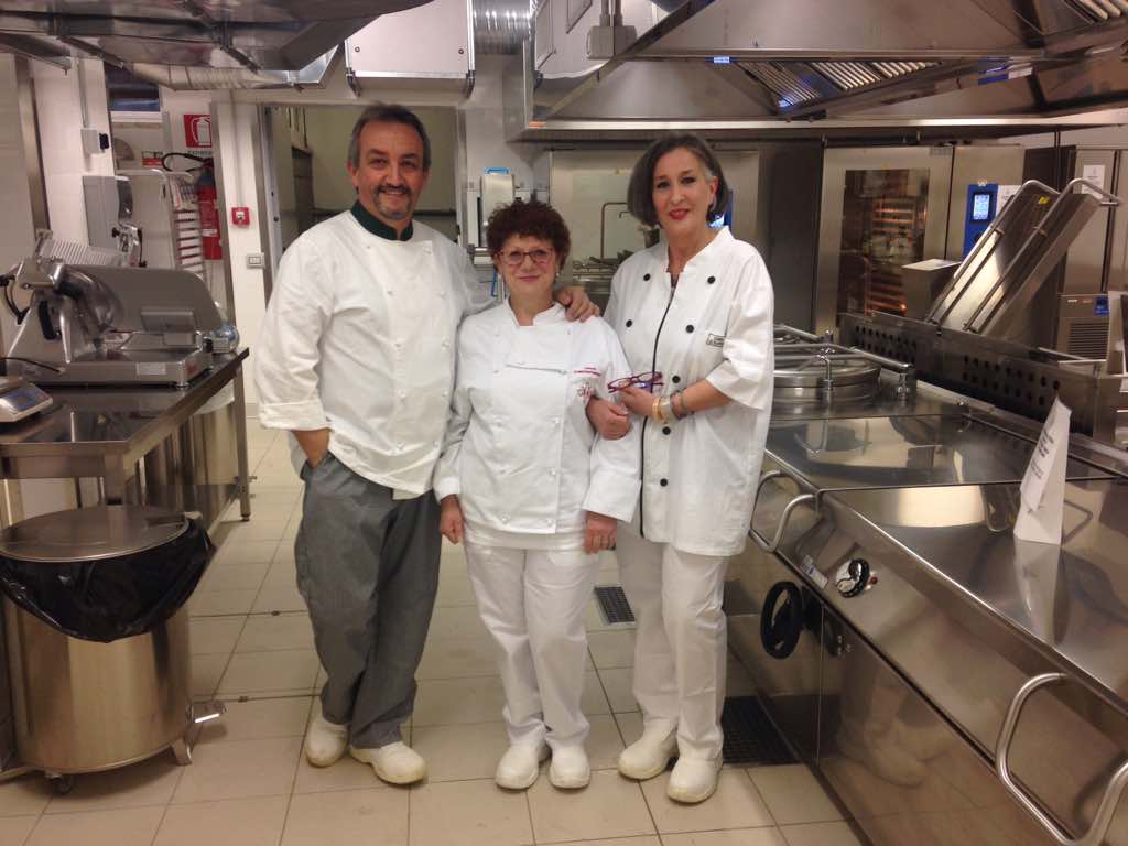 Nuova 'mensa' a Scarperia: tecnologica e multietnica. Tagliato il nastro