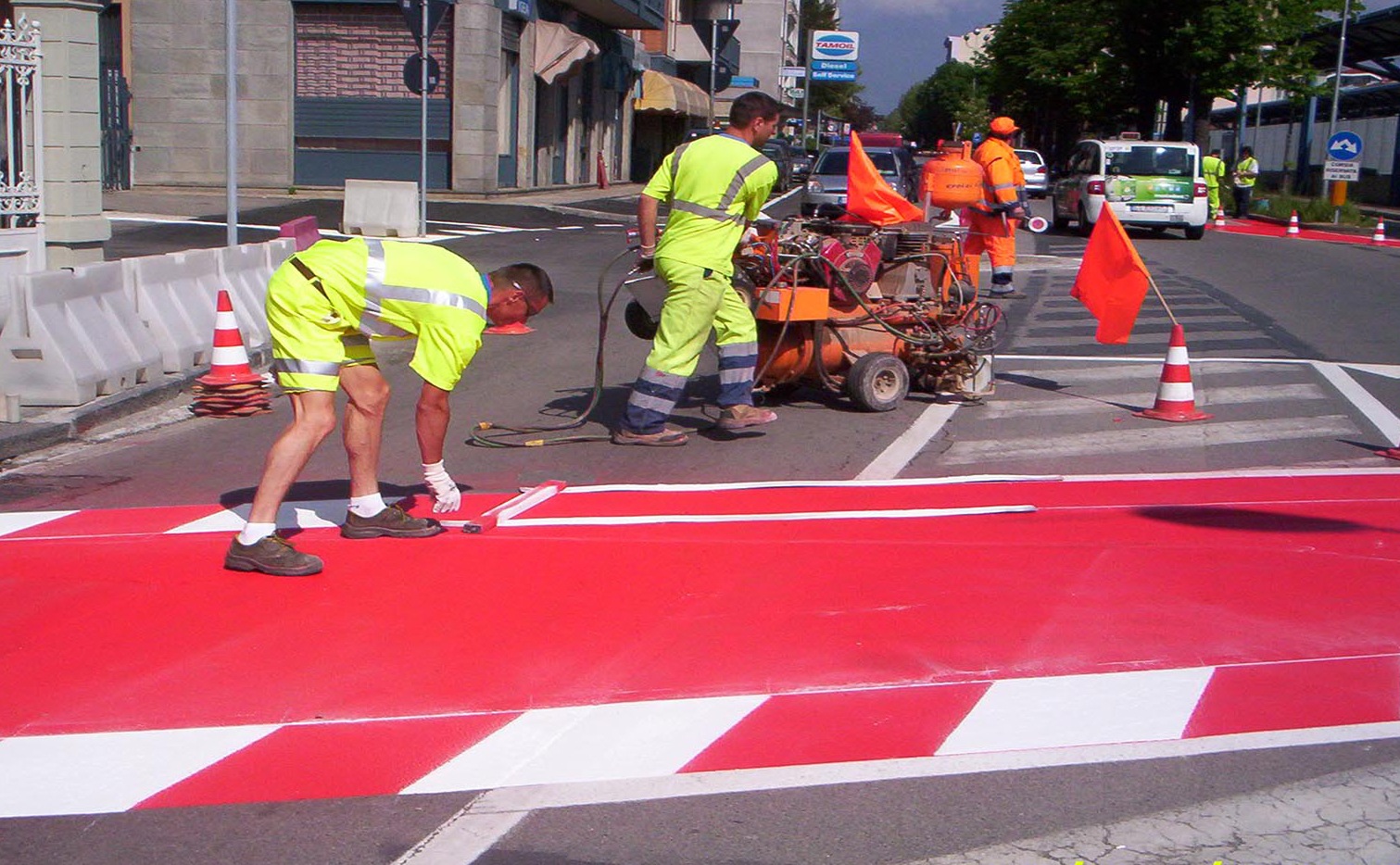 Scuole, cimitero e sport. Dissuasori anche in Via Caiani? Richiesta a OK!Mugello