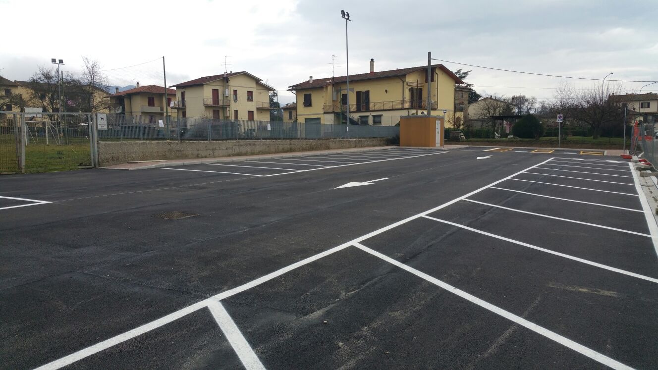 Luco: pronto il nuovo parcheggio. Il Comune: In anticipo sui tempi