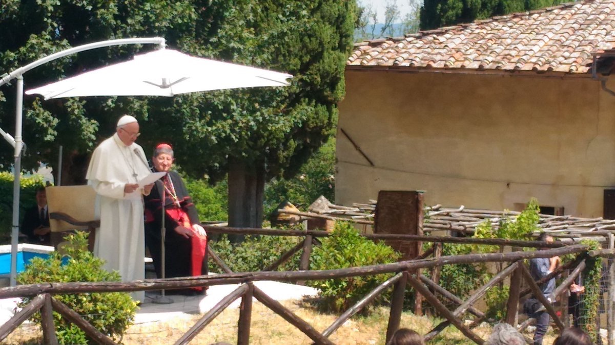 Don Milani e l'obbedienza. Riflessioni di un lettore dopo la visita del Papa