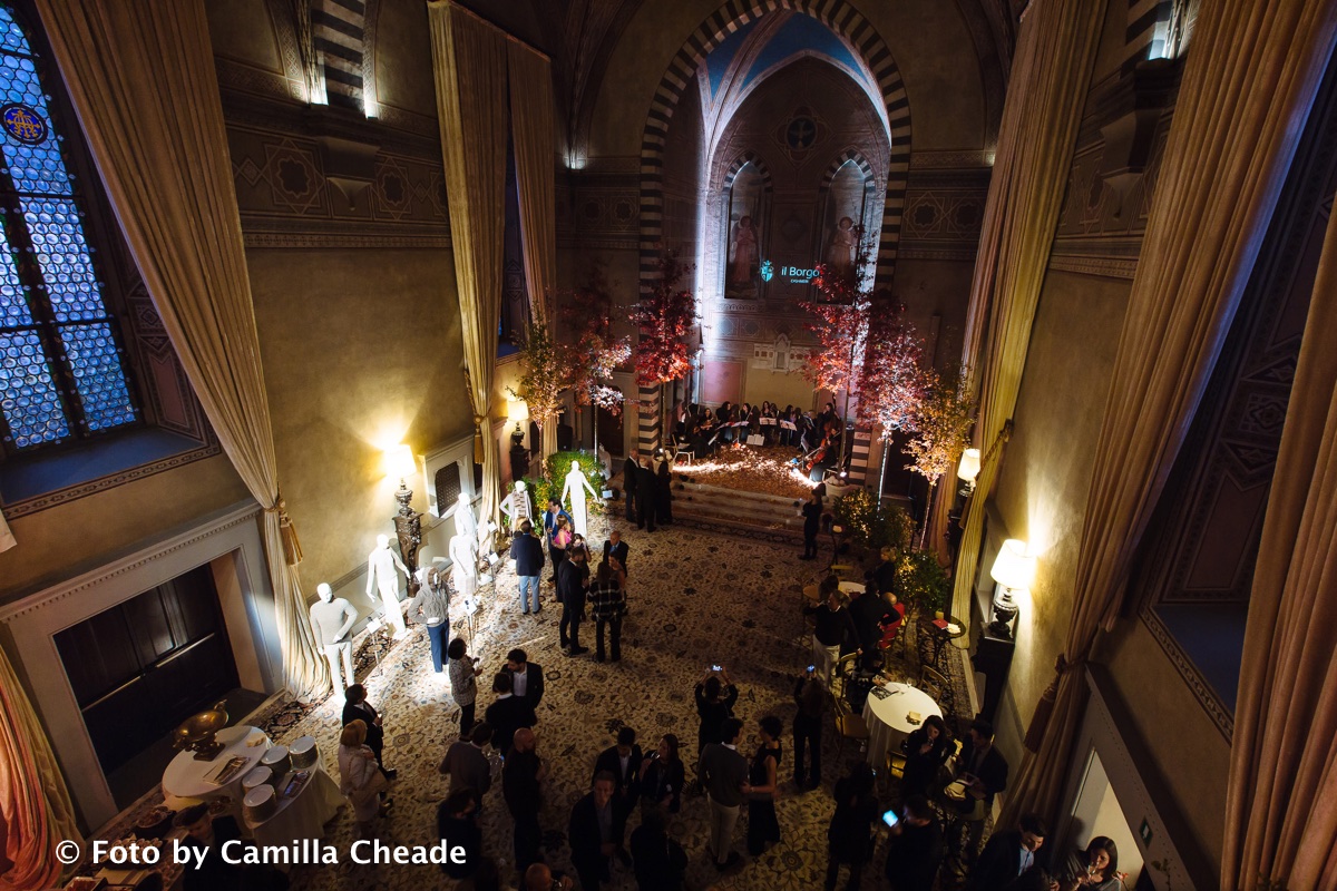 Borgo Cashmere. Un successo del Mugello nel cuore di Firenze, foto e video dall'inaugurazione