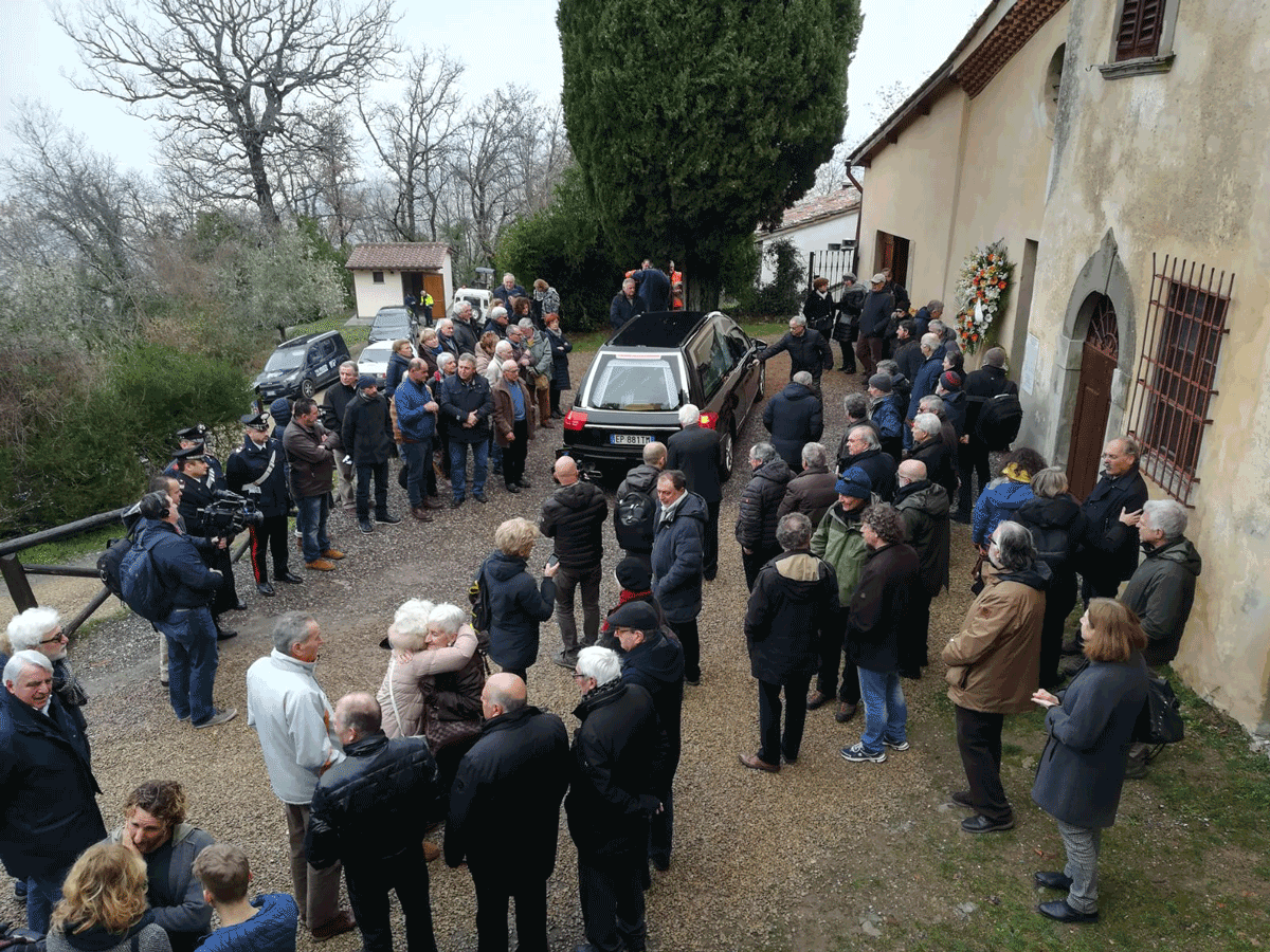 I funerali di Michele Gesualdi. Presenti anche Nardella e Rosy Bindi