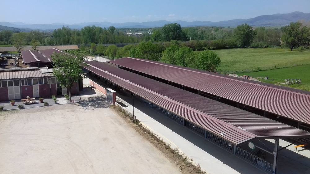 Coop Emilio Sereni. Inaugurate nuova stalla e 'vitellaia'