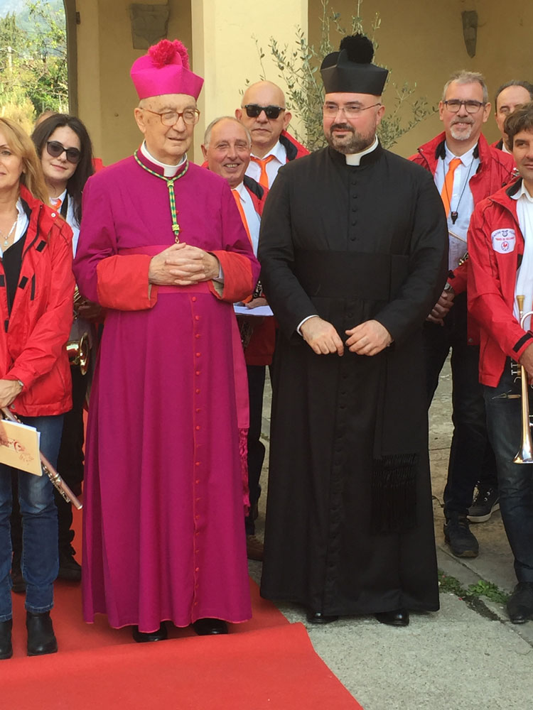 processione-santaclarice-doncomini