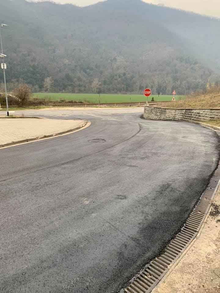 Nuovo asfalto a Contea - San Biagio. Foto del Giorno