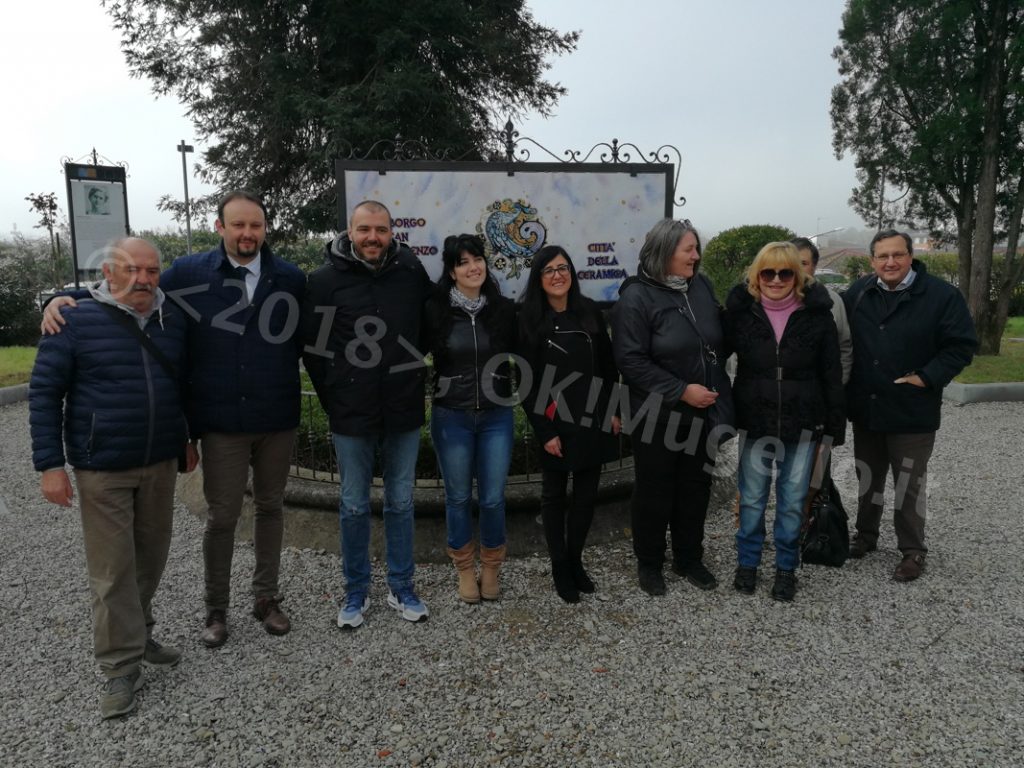 I giardini della stazione ferroviaria a Dino Campana e Sibilla Aleramo