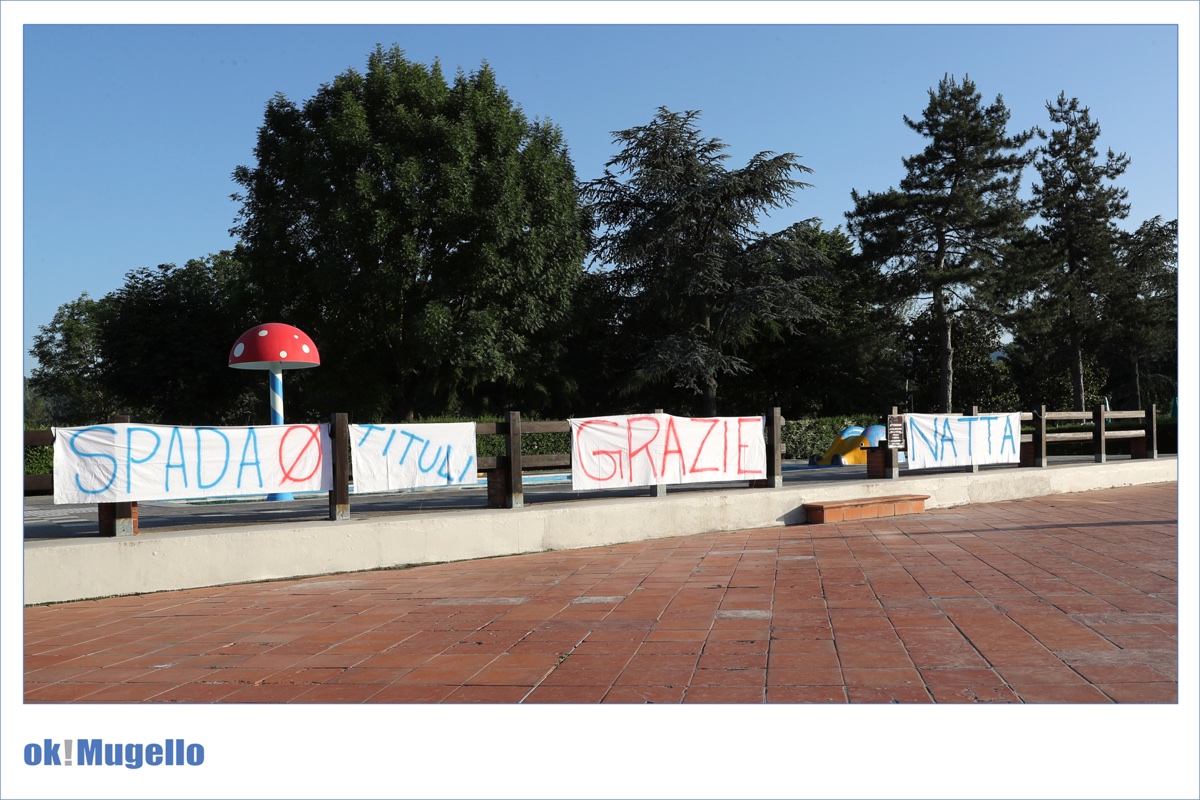 Stefano Nardoni, alias “Natta” saluta i suoi studenti con una festa in piscina
