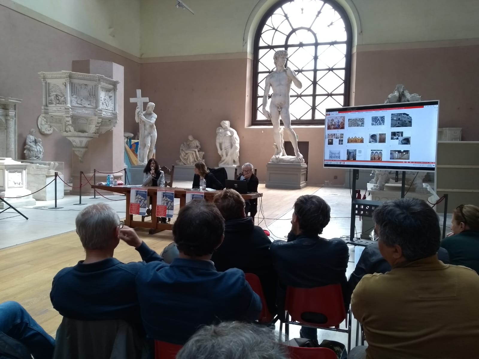 Presentato il libro di Felice Bifulco sulla storia della sede della Camera del Lavoro