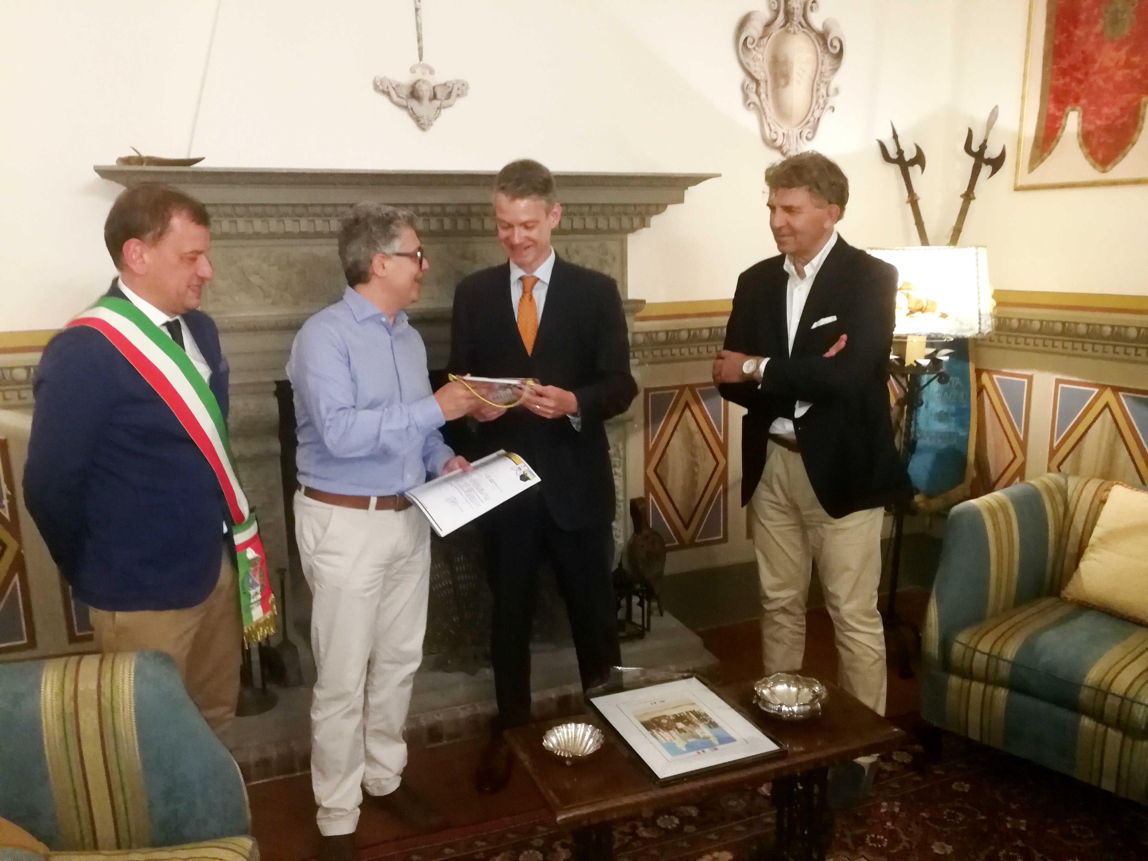 Visita del Console degli Stati Uniti a Villa il Palagiaccio