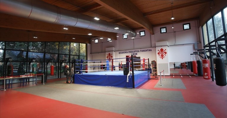 Veduta della nuova palestra di boxe