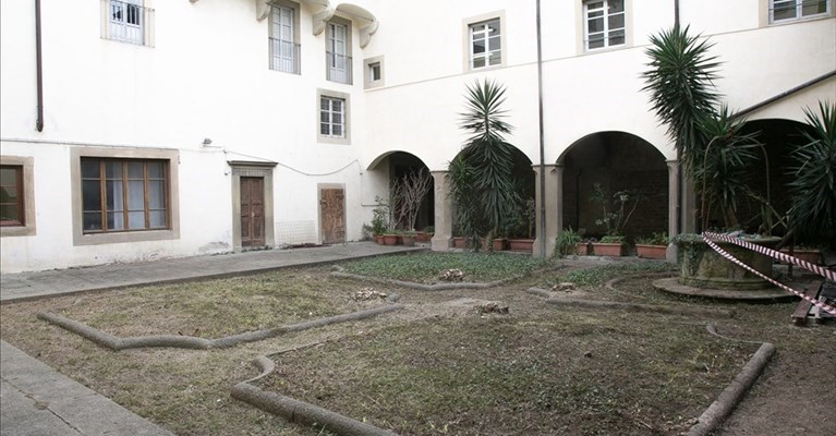 Il chiostro del convento di Sant'Ambrogio