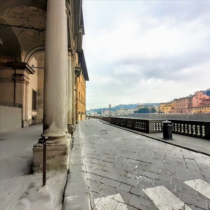 verso gli Uffizi