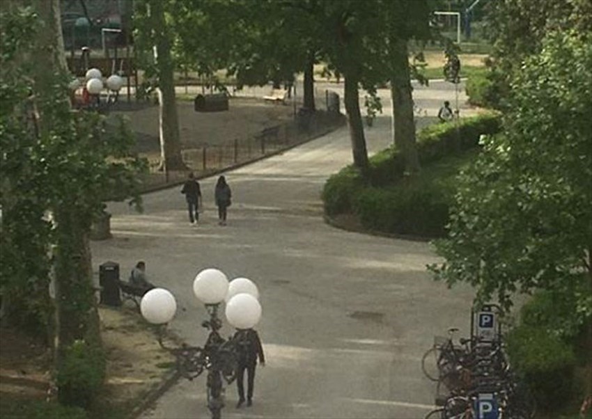 Piazza D'Azeglio il 1 maggio 2020