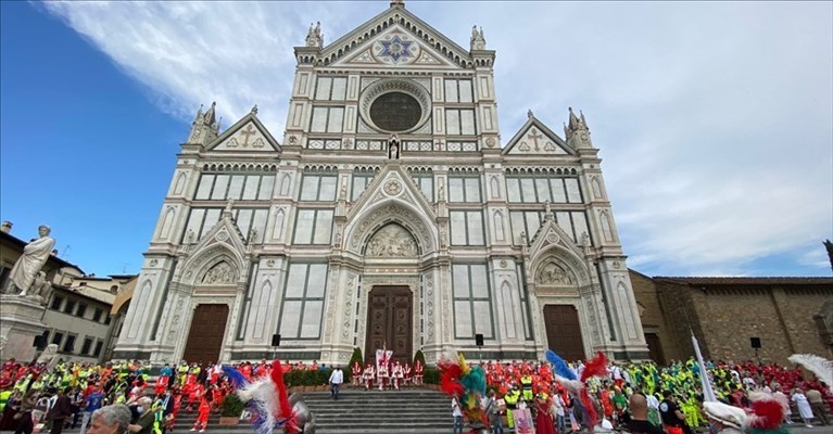 Panoramica della piazza