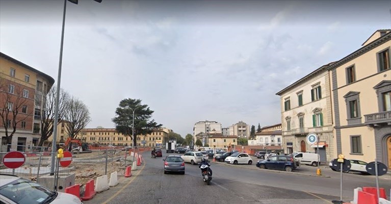 Ancora lavori in piazza delle Cure