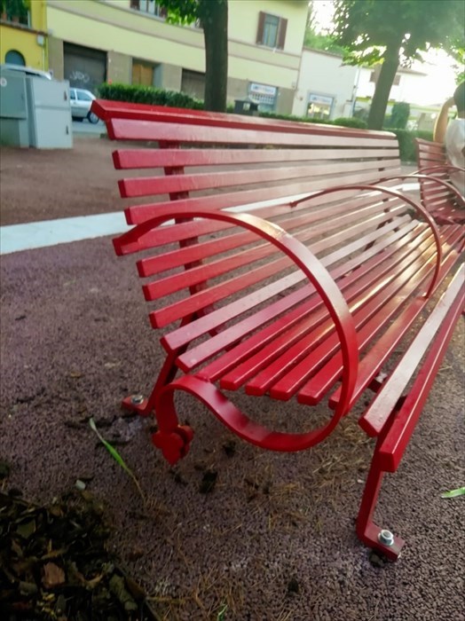 particolare della panchina