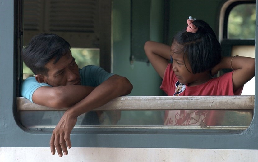 40 gradi. Prigionieri di un treno rotto, senza aria condizionata. La denuncia di Giannelli