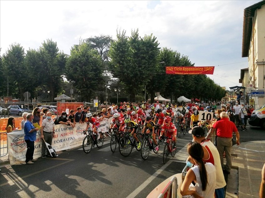 La partenza della categoria superiore