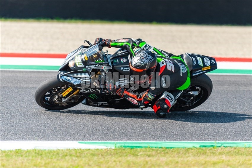 Lorenzo Mugnai (999) durante le prove libere del venerdì pomeriggio