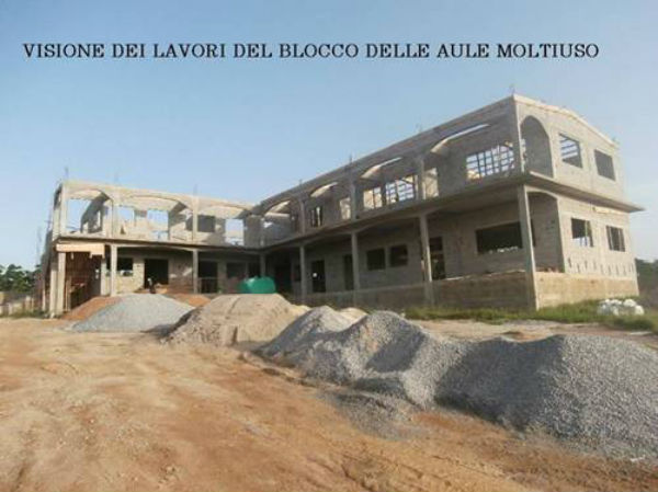 La scuola alla missione di Don Poggiali in Costa D’Avorio