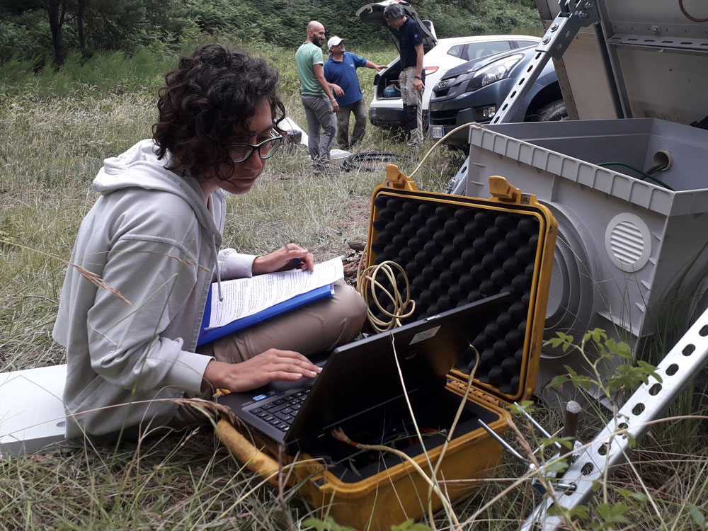 In Mugello una rete di sensori per studiare e capire i terremoti. Parliamone, di domenica